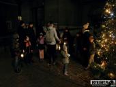 2023.12.13 - SPACER PO WOLSZTYNIE Z LATARENKAMI NAFTOWYMI